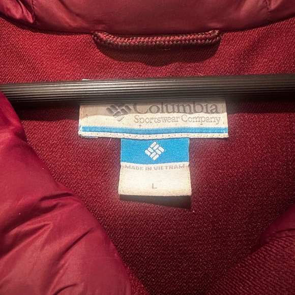 Women’s Columbia winter coat maroon - Picture 3 of 5